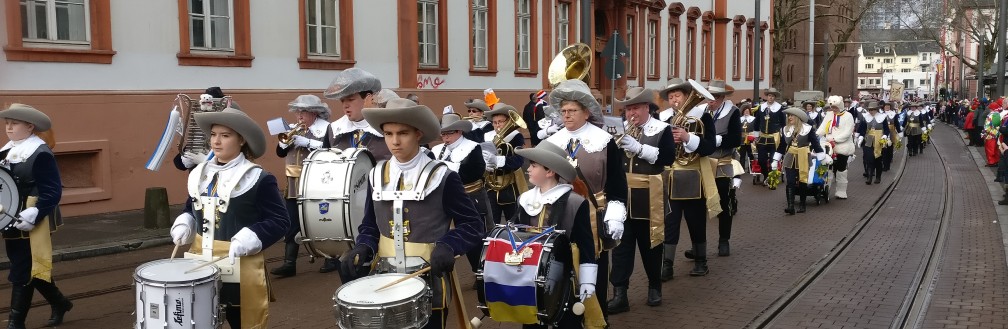 Ein wenig Mainzer Fastnacht tanken nach dem Besuch des Café Blum.