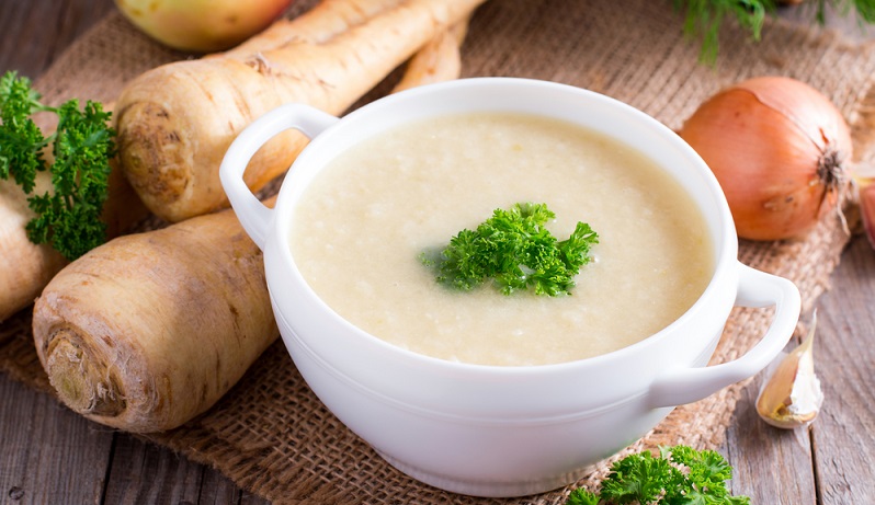 Eine leckere Suppe passt hervorragend in die kalte Jahreszeit und ist ebenfalls ganz einfach zuzubereiten. (#02)