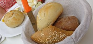 Die Brötchen... Wer hier nicht ganz so wählerisch ist, der kann diesen Absatz getrost überspringen. Ich für meinen Teil bin hier bekennender Ästhet und trage zum Frühstück besonders kleine Karos auf dem Hemd.