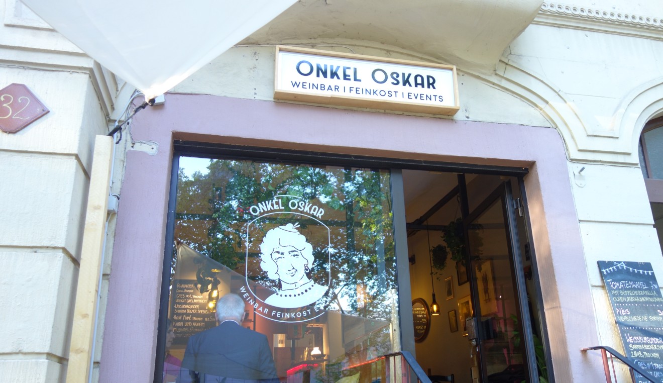 Onkel Oskar im Traubenglück – Weinbar, Feinkost, Events