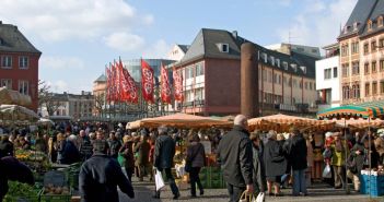 Unsicherheitsgefühl von Fußgängern in Mainz nimmt deutlich (Foto: AdobeStock 12521161 Michael Möller)